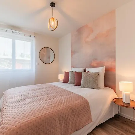Apartment Spacious Duplex Terrace, Near Center *
